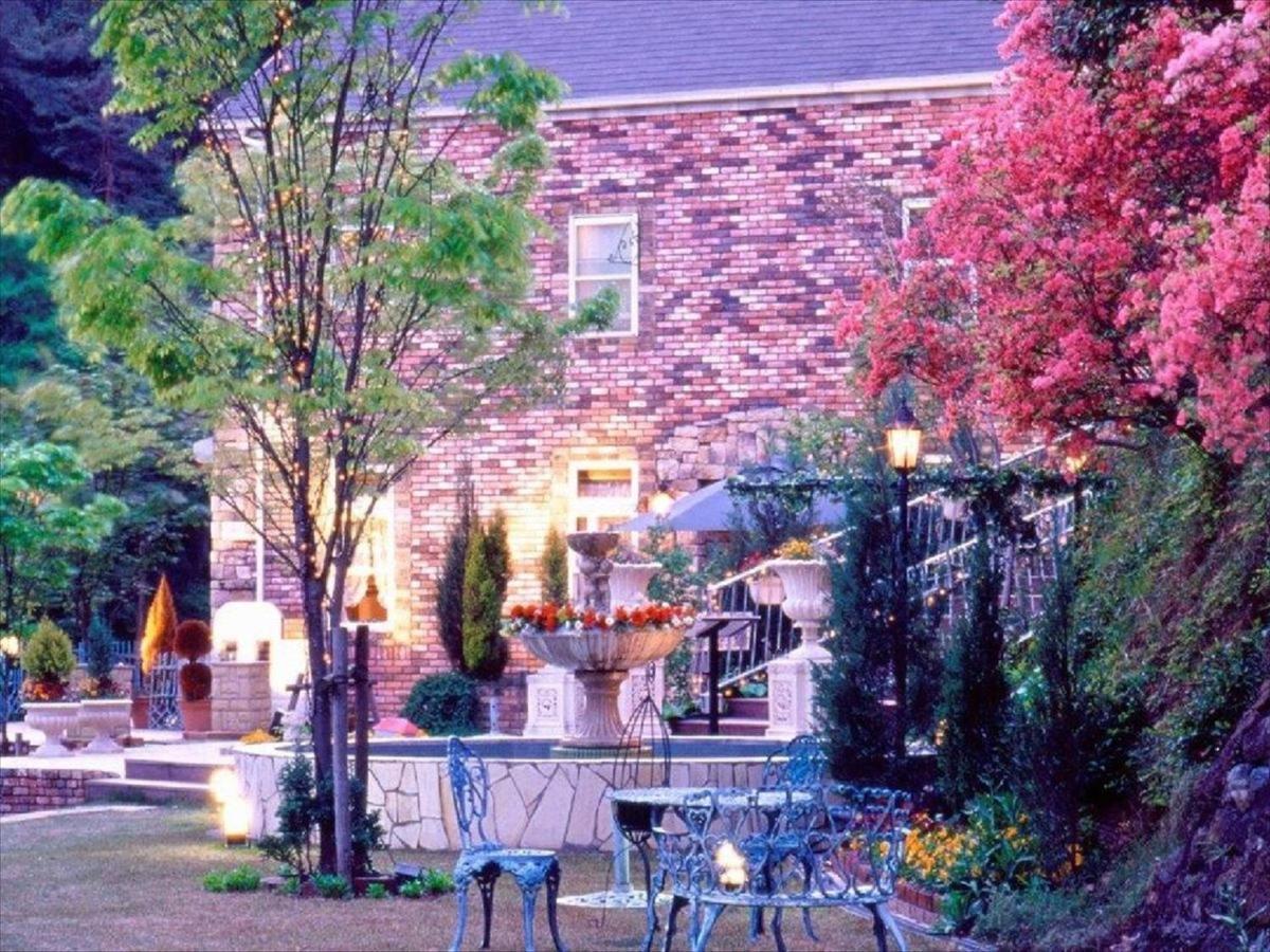 Rokugatsu-No-Mori Auberge 佐野市 エクステリア 写真